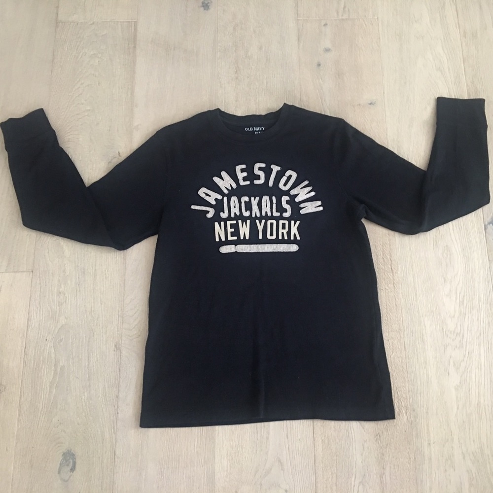 Men’s black long sleeve